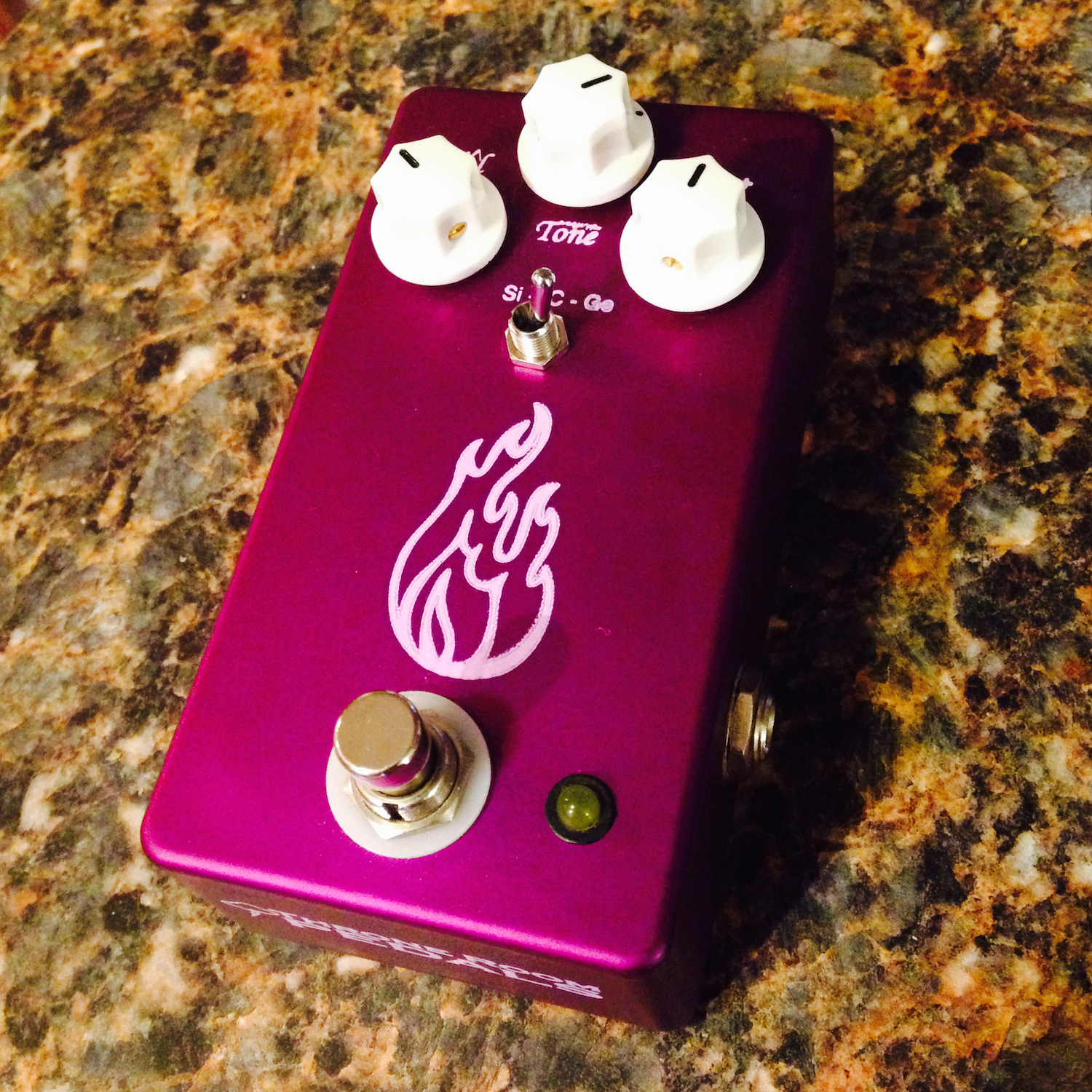 Throne Room Pedals The Revelator Distortion