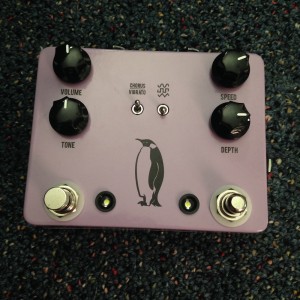 jhs pedals emperor analog chorus/vibrato