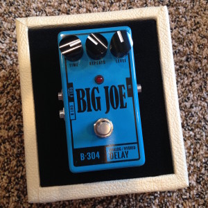 big joe stomp box company b-304 delay