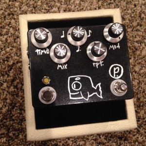 hungry robot pedals moby dick delay