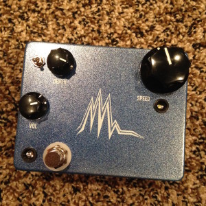 jhs pedals warble tron chorus/vibrato