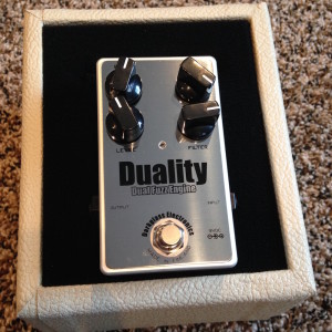 darkglass electronics duality dual fuzz engine
