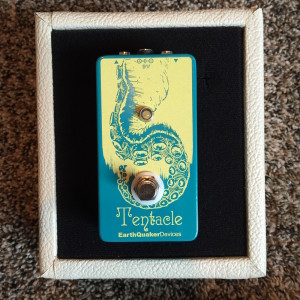 earthquaker devices tentacle analog octave