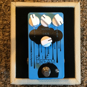 chuck pedals blue dream reverb v2
