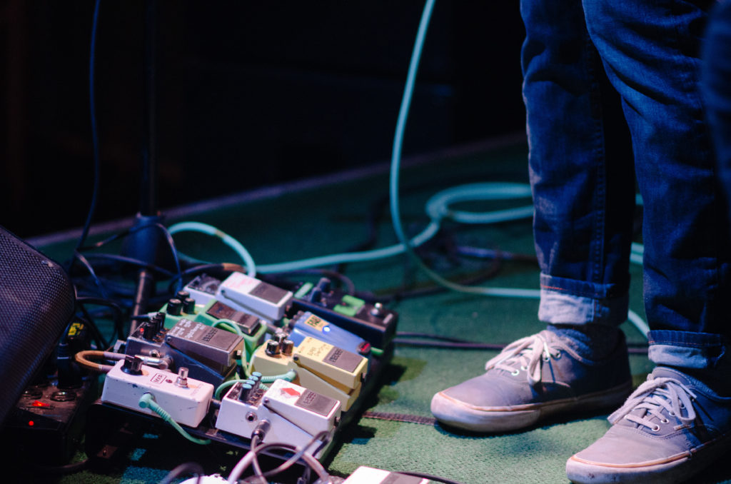 Jeff Lewis of Sun Parade - Pedalboard