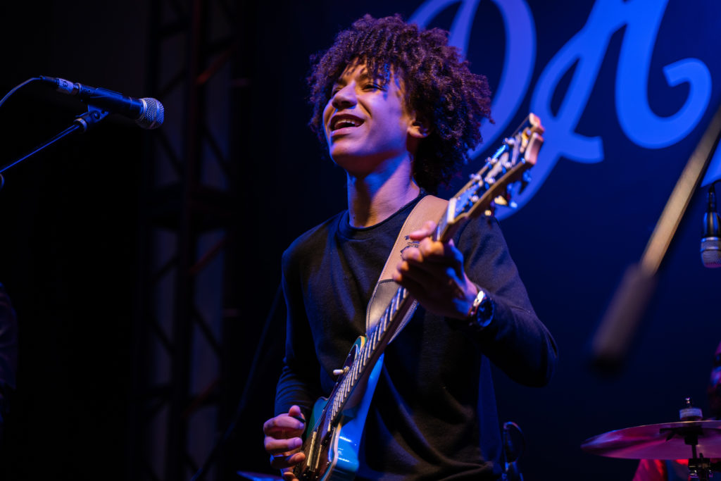 Brandon "Taz" Niederauer  Live 2