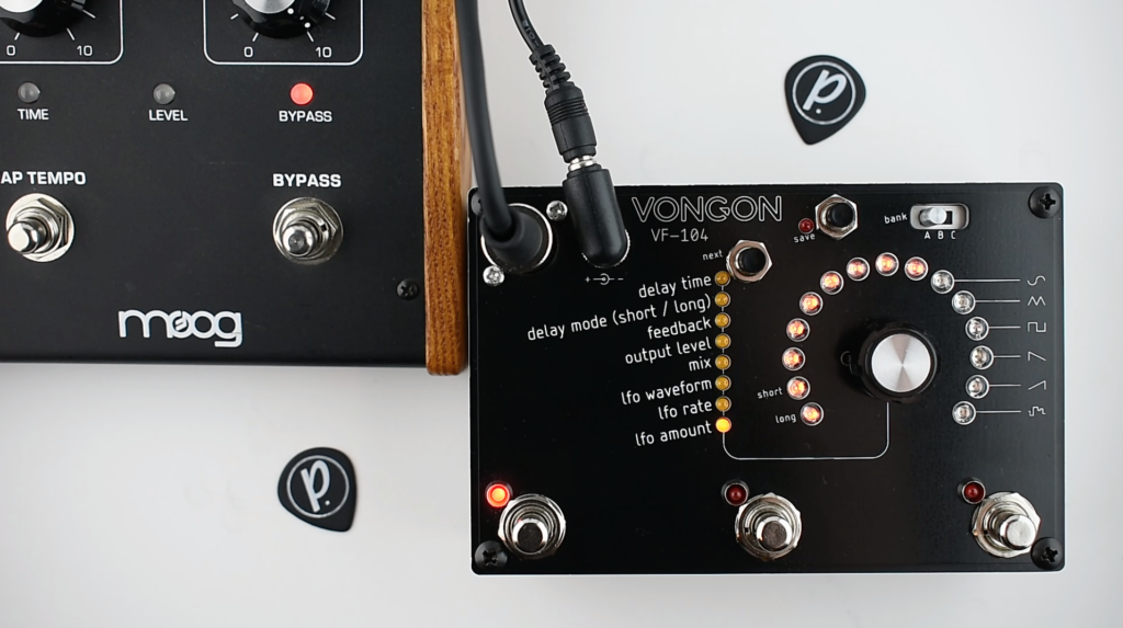Vongon VF-104 Moogerfooger MF-104M Analog Delay MIDI Controller