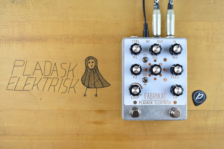 Pladask Elektrisk Fabrikat Granular Synthesizer