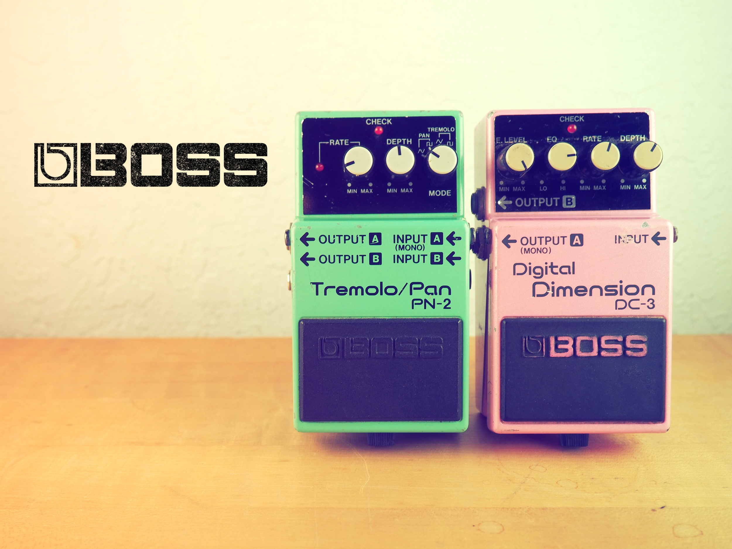 BOSS PN-2 tremolo pan