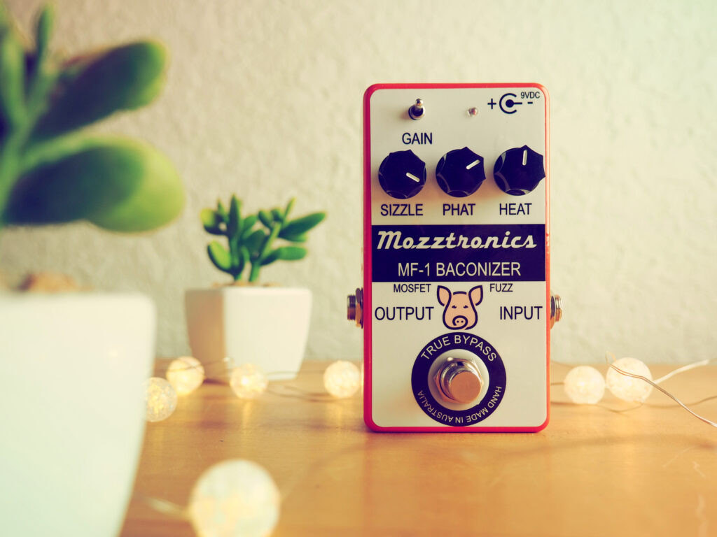 Mozztronics-MF-1-Baconizer-Mosfet-Fuzz