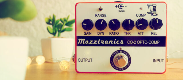 Mozztronics CO-2 Opto-Comp Optical Compressor