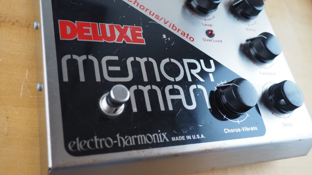 Electro-Harmonix Deluxe Memory Man Echo Chorus Vibrato 2