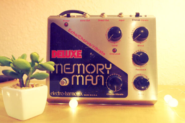 Electro-Harmonix Deluxe Memory Man Echo Chorus Vibrato