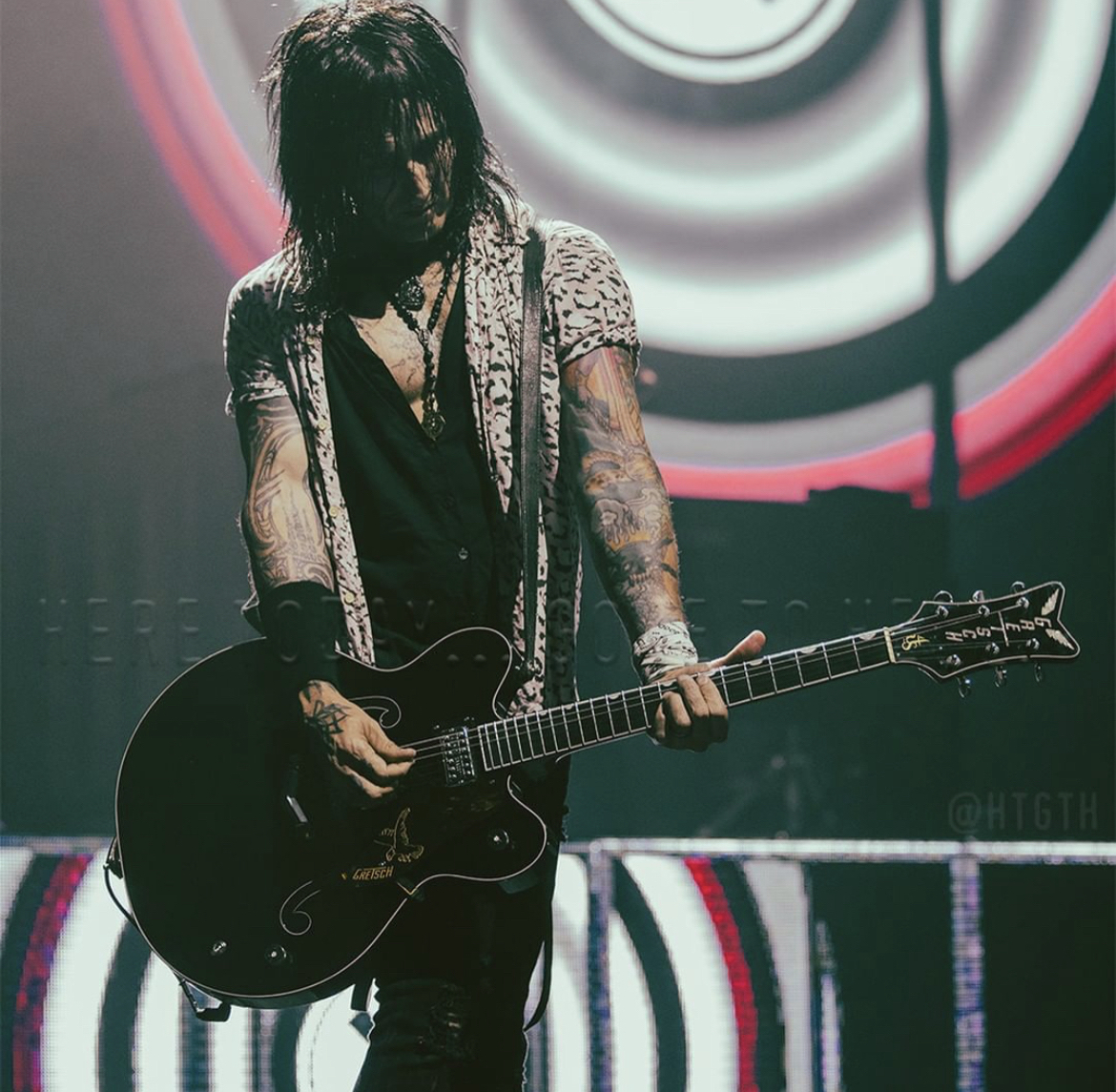 Weekly Interview 1/9/22 Richard Fortus of Guns N