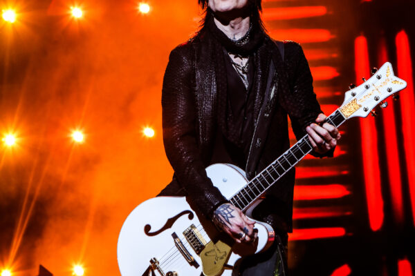 Weekly Interview 1/9/22: Richard Fortus of Guns N’ Roses