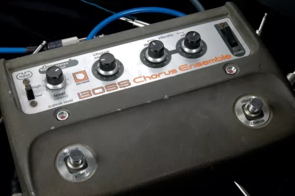 Guitar Tricks presents Message In A Pedal: How to Get Andy Summers’ Signature Sound