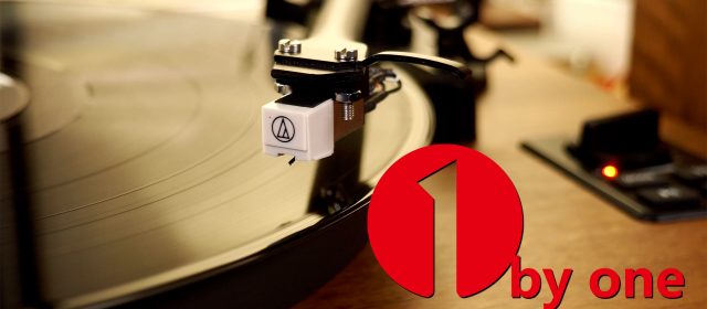 1byONE Audio H004 Hi-Fi Turntable with Speakers