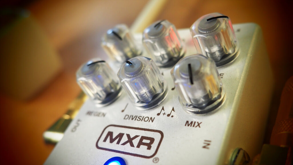 MXR Joshua Ambient Echo 2