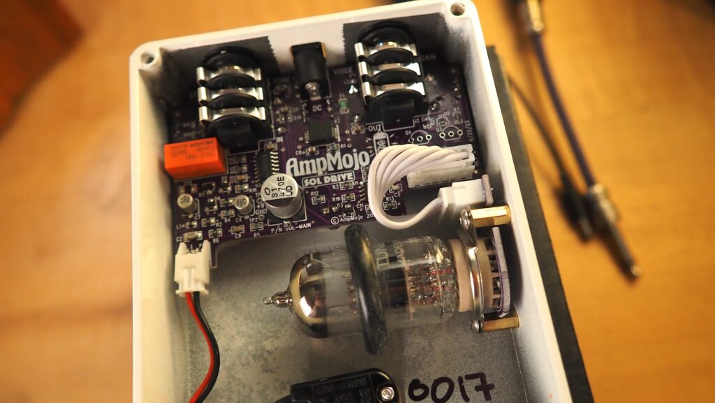 AmpMojo Sol Drive Responsive Tube Overdrive 5