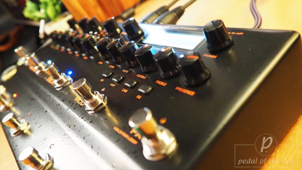 NUX NME-5 Trident Multi Effects Guitar Processor and Amp Modeler 2