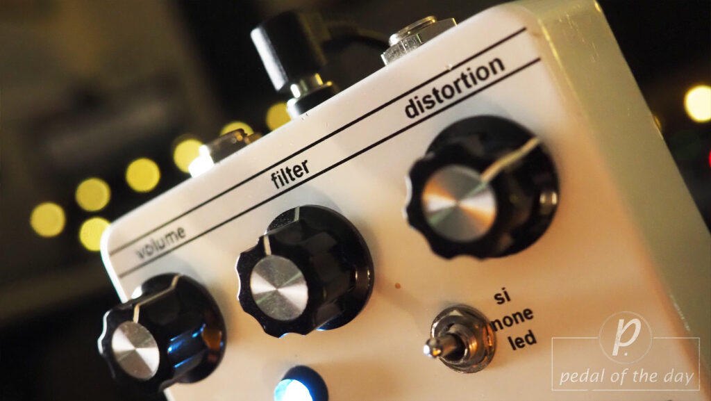 Dunn Effects Deceiver Distortion 2