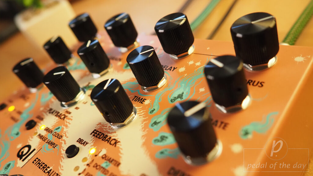 Walrus Audio Qi Etherealizer Yvette Young Multi-Effect 4