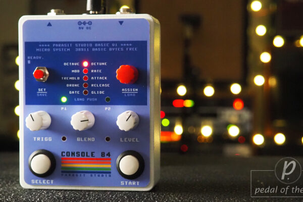 Parasit Studio Console 84 Dual Oscillator 8-Bit Guitar Synth