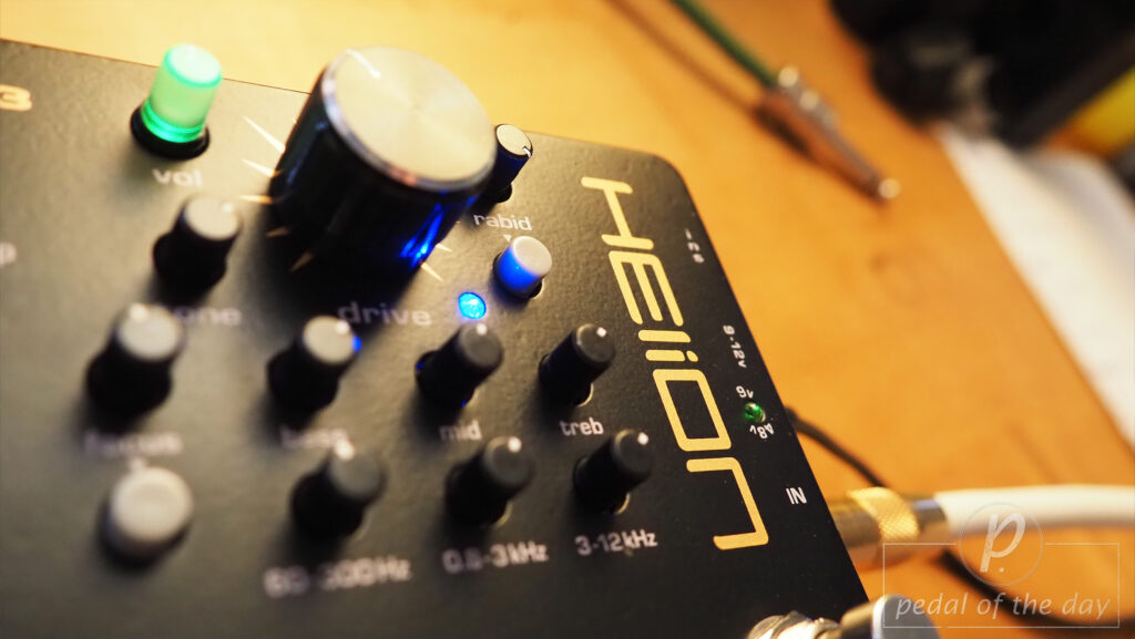 Sunnaudio Helion R2D3 Guitar & Bass Preamp 2