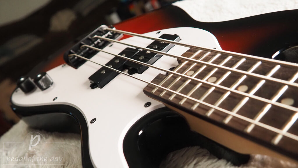 Kala Solid Body 4-String Sunburst Fretted U•BASS® 2