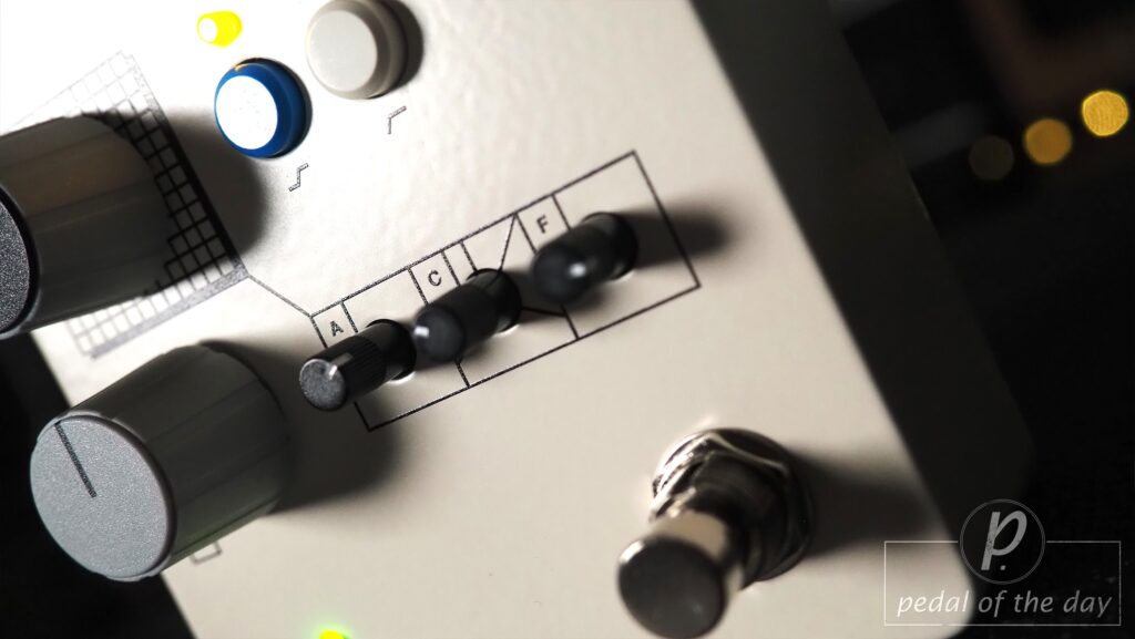 superlunar sr-01 transistor-based analog saturation device 2